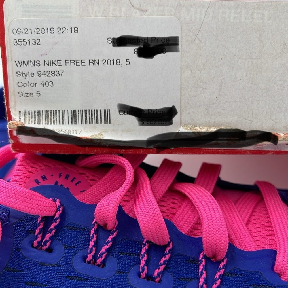 Nike WMNS Sneakers in Blue with Pink Accents NIKE FREE RUN
942837 403 - Picture 16 of 16